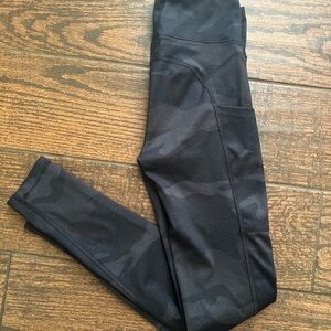 Areopostale XS Black Camouflage Leggings